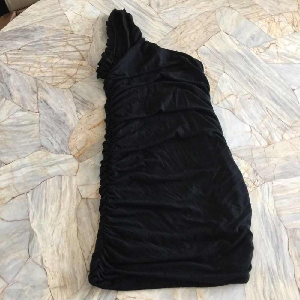 One Shoulder Ruched Slimming Soft Midi Dress - Picture 2 of 4